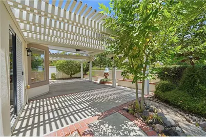 40502 Via Amapola, Murrieta, CA 92562 - Photo 9