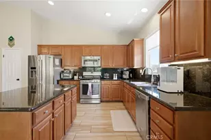 13647 Silver Stirrup Dr, Corona, CA 92883 - Photo 19
