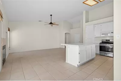 31396 Rivera Street, Winchester, CA 92596 - Photo 13