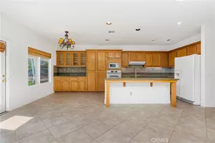 35841 Avignon Ct, Winchester, CA 92596 - Photo 5