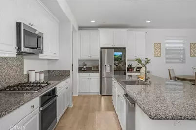 30383 Freeman Dr, Menifee, CA 92584 - Photo 11