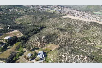 7 Turtle Creek Rd, Lake Elsinore, CA 92530 - Photo 5