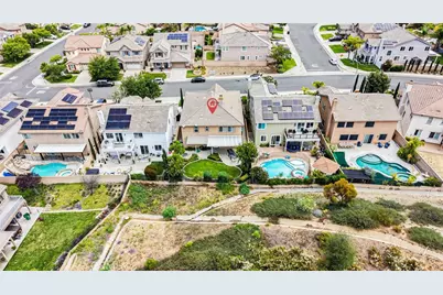 37639 Botanica, Murrieta, CA 92562 - Photo 31