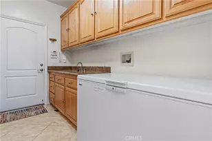 35751 Avenida La Cresta, Murrieta, CA 92562 - Photo 33