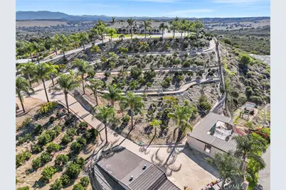 35751 Avenida La Cresta, Murrieta, CA 92562 - Photo 5