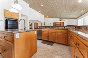 35751 Avenida La Cresta, Murrieta, CA 92562 - Photo 31