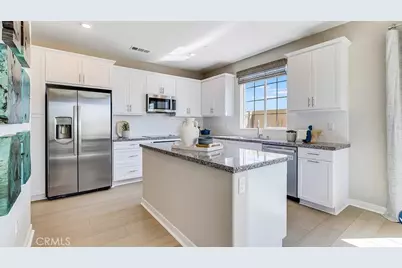 1350 Thunderbolt Lane, Rialto, CA 92376 - Photo 3