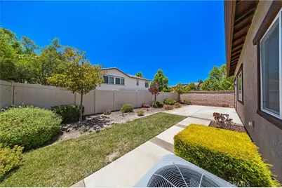 24261 Pistachio Street, Murrieta, CA 92562 - Photo 37