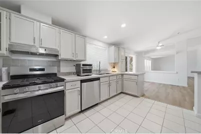 2726 Ramona Drive, Vista, CA 92084 - Photo 17