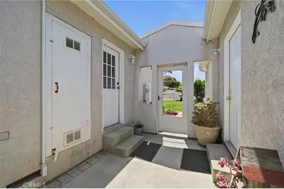 2726 Ramona Drive, Vista, CA 92084 - Photo 9