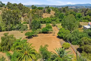2726 Ramona Dr, Vista, CA 92084 - Photo 43