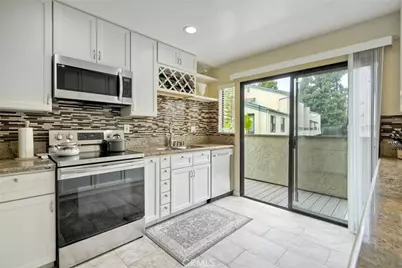 3304 Caminito Eastbluff #143, La Jolla, CA 92037 - Photo 9