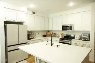 35612 Loggins Ct, Winchester, CA 92596 - Photo 7