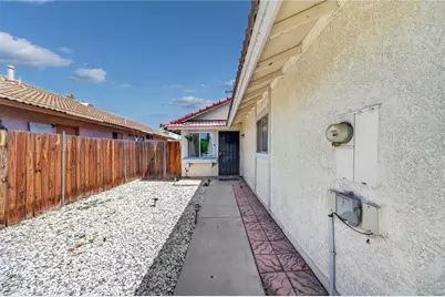 25076 Wendy Way, Moreno Valley, CA 92551 - Photo 5