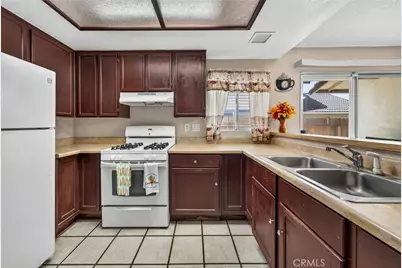 25076 Wendy Way, Moreno Valley, CA 92551 - Photo 11