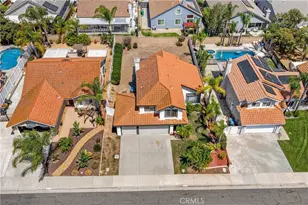 36194 Toulon Dr, Murrieta, CA 92562 - Photo 5