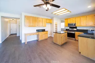 25326 Chesterfield Ln, Wildomar, CA 92595 - Photo 17