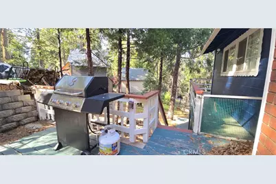 24032 Alpine Drive, Crestline, CA 92325 - Photo 29