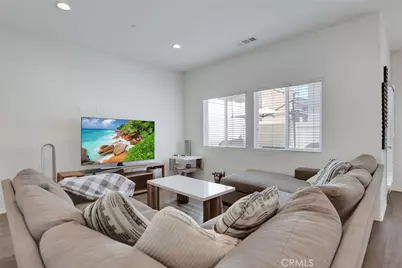 24242 Hazelnut, Murrieta, CA 92562 - Photo 9