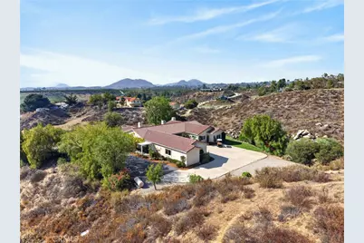 37540 Via El Dorado, Temecula, CA 92592 - Photo 69