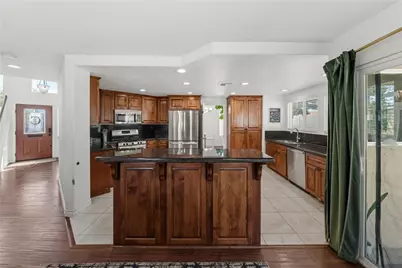 30508 Laurel Court, Murrieta, CA 92563 - Photo 11