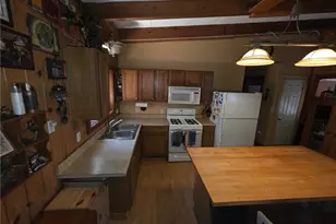 407 Lakeview, Frazier Park, CA 93225 - Photo 11