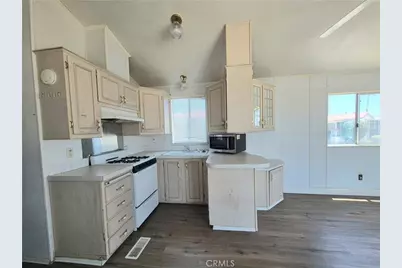 1295 106 S Cawston Avenue ##106, Hemet, CA 92545 - Photo 3