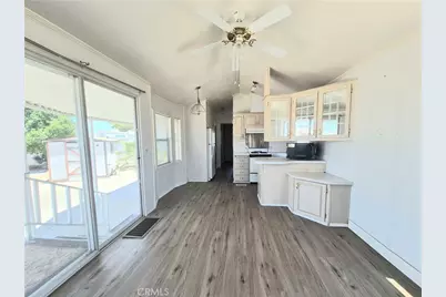1295 106 S Cawston Avenue ##106, Hemet, CA 92545 - Photo 7