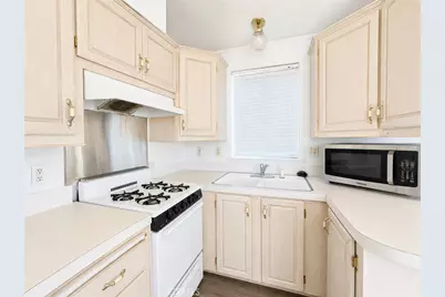 1295 106 S Cawston Avenue ##106, Hemet, CA 92545 - Photo 3