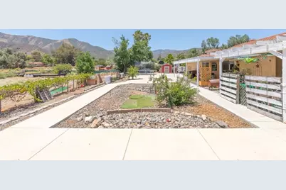 15271 Alvarado, Lake Elsinore, CA 92530 - Photo 23