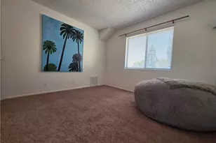 2410 N Towne, Pomona, CA 91767 - Photo 21