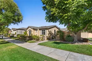 196 4 Seasons Blvd, Hemet, CA 92545 - Photo 3