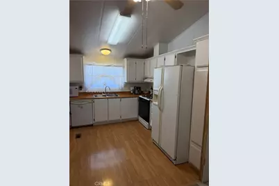 1250 N Kirby Street #9, Hemet, CA 92545 - Photo 5