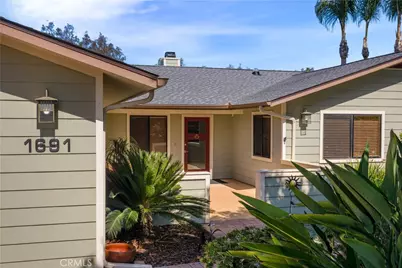 1691 Pepper Tree, Fallbrook, CA 92028 - Photo 3