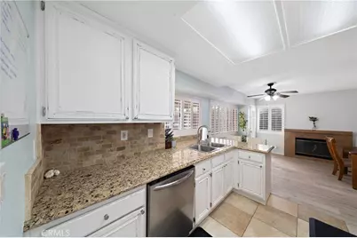 23755 Cork Oak Circle, Murrieta, CA 92562 - Photo 13