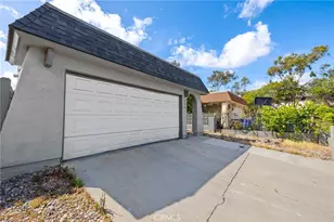 395 Calle Mariposa, Oceanside, CA 92057 - Photo 5