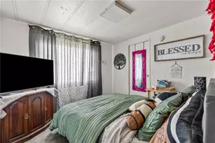 881 N Lake, Hemet, CA 92544 - Photo 15