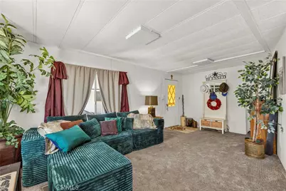 881 N Lake #362, Hemet, CA 92544 - Photo 5