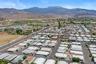 881 N Lake, Hemet, CA 92544 - Photo 33