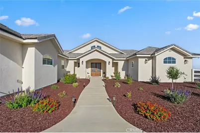 38566 Vista Del Bosque, Murrieta, CA 92562 - Photo 3