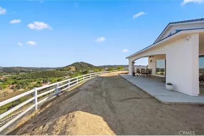 38566 Vista Del Bosque, Murrieta, CA 92562 - Photo 47