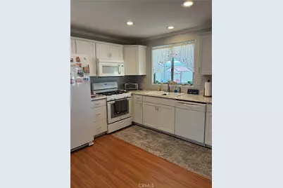 996 San Francisco, Hemet, CA 92543 - Photo 7