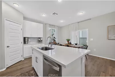 28412 Campos De Flores, Temecula, CA 92591 - Photo 13