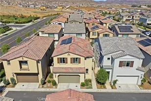 29605 Aramina Ct, Winchester, CA 92596 - Photo 3