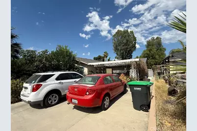 940 Marlyce, Hemet, CA 92543 - Photo 3