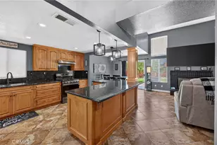 39502 Cedarwood Dr, Murrieta, CA 92563 - Photo 11