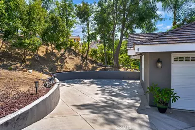 22700 Running Rabbit Court, Canyon Lake, CA 92587 - Photo 19