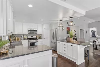 38321 Oaktree, Murrieta, CA 92562 - Photo 9