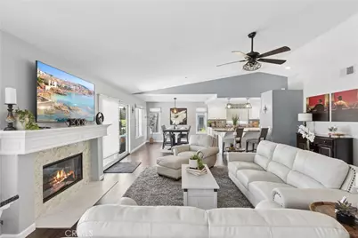 38321 Oaktree, Murrieta, CA 92562 - Photo 5