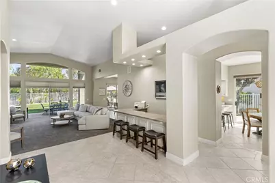 23050 Donnoch Court, Murrieta, CA 92562 - Photo 5